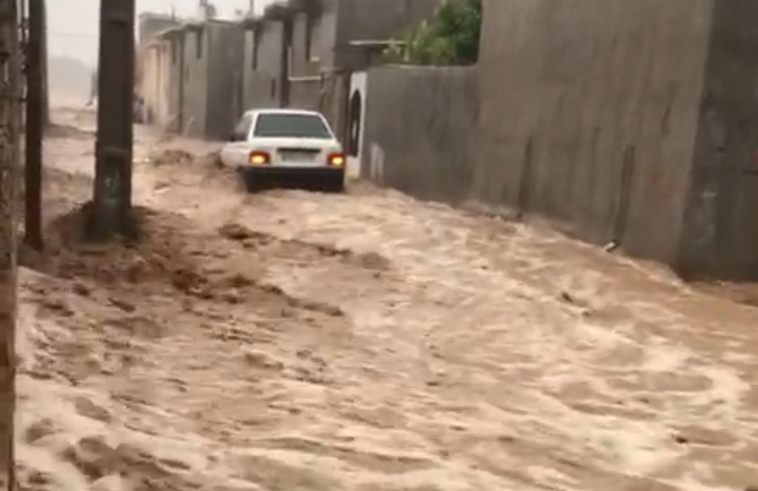 جاری شدن سیلاب در شهرستان کوار