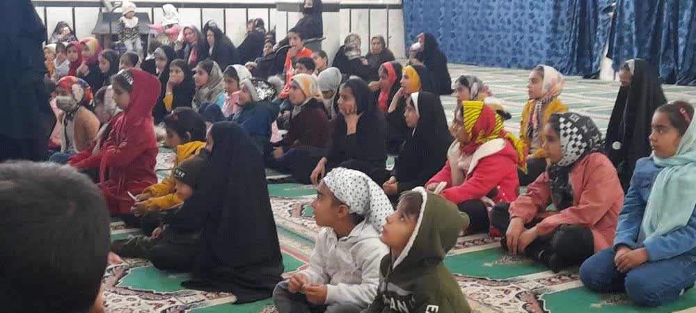برگزاری یلدای مهدوی در مسجد صاحب الزمان شهر طسوج