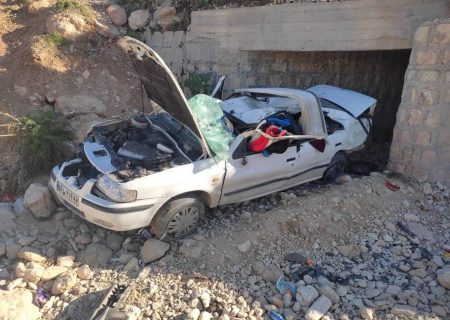 واژگونی خودرو سمند در محور کوار_فیروزآباد منجر به فوت یک نفر شد