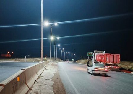 کاربران راه از این پس محور کوار-فیروزآباد را با روشنایی عبور می کنند
