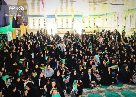 همایش شیرخوارگان حسینی در کوار برگزار شد