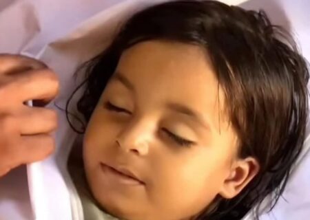 غزه در سوگ دختربچه‌ای که پدرش نخواست سرمای مرگ را بچشد/فیلم